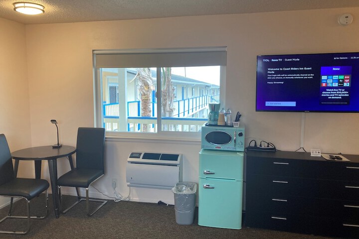 Coast Riders Inn