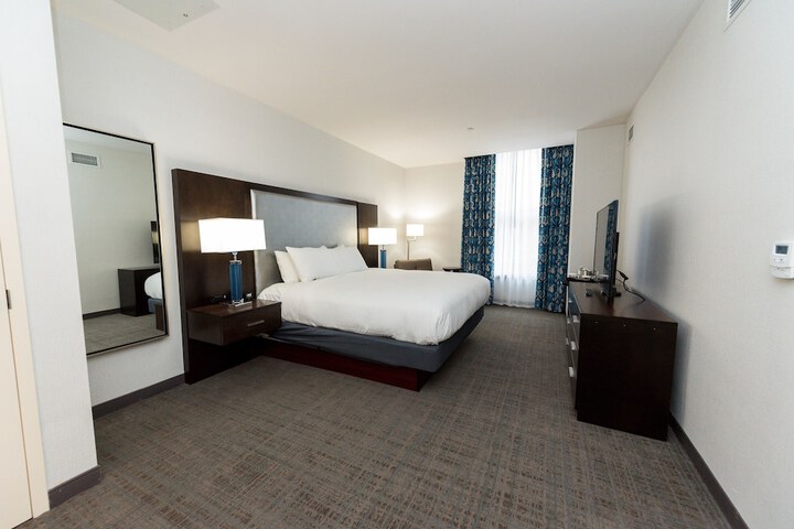 Room 17 of 52