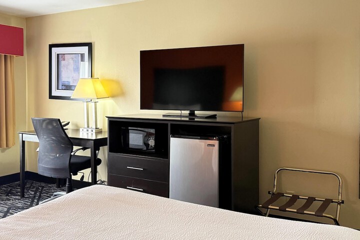 Baymont by Wyndham Evansville North / Haubstadt