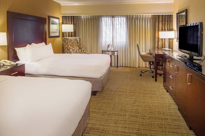 Crowne Plaza St. Louis Airport by IHG