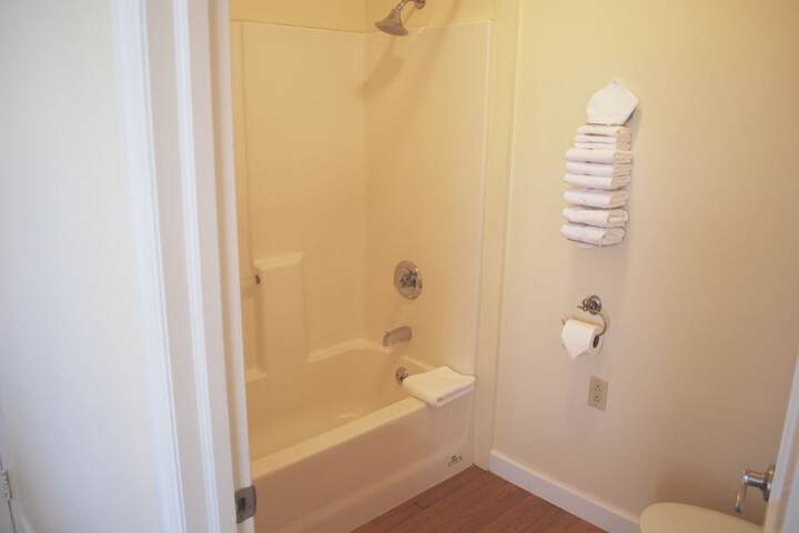 Room 169 of 217