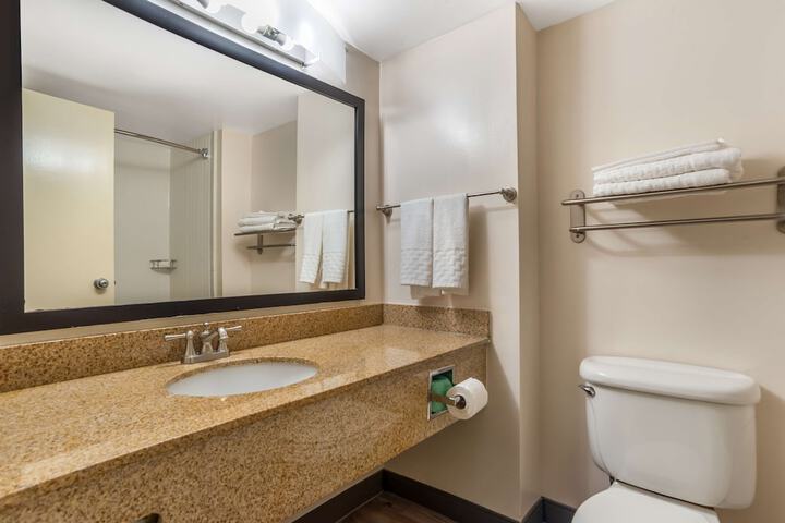 Room 15 of 26