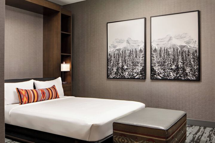Room 43 of 117