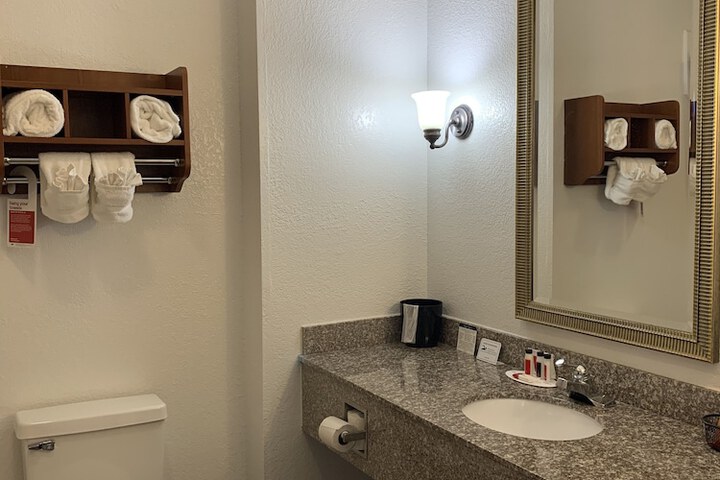 Room 53 of 90