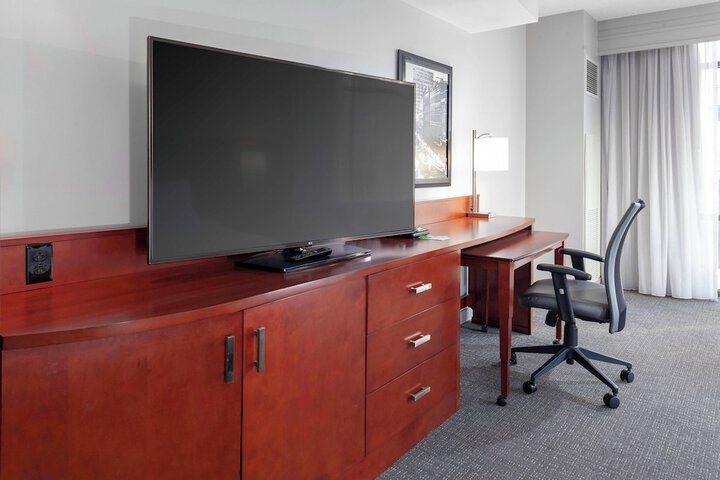 Room 14 of 29