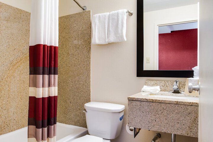 Room 15 of 25