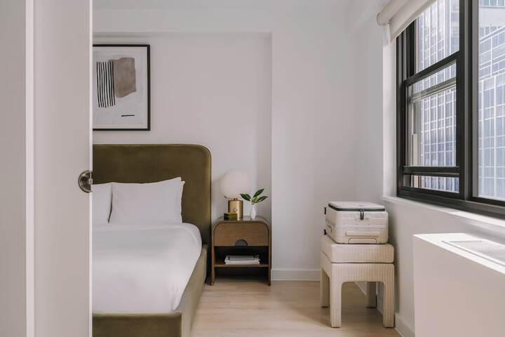 Room 31 of 54