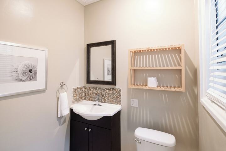 Room 72 of 151