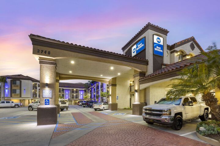 Hotel 2 of 33