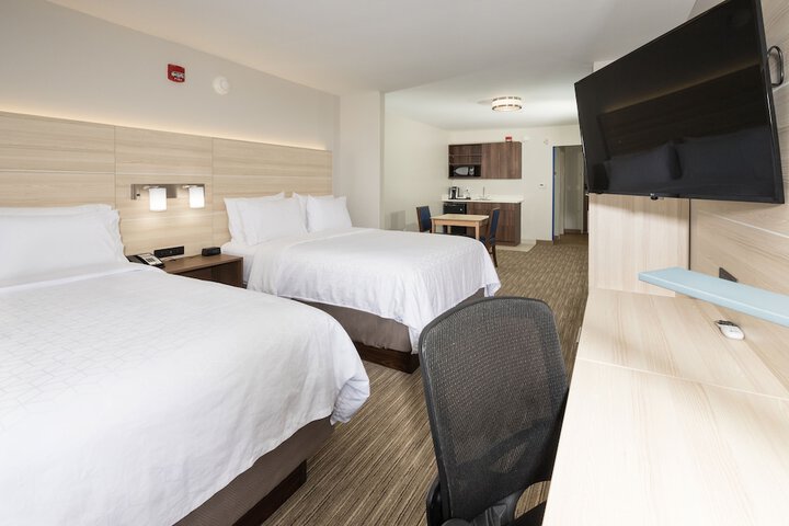 Room 20 of 35