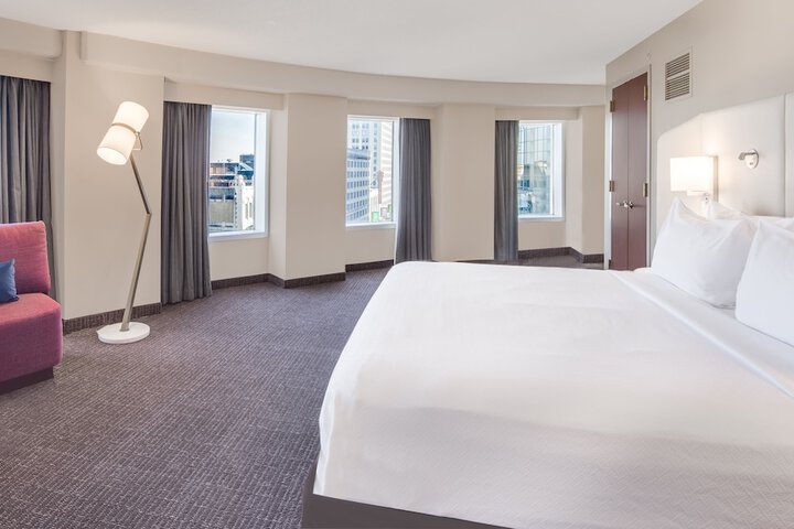 Room 44 of 108