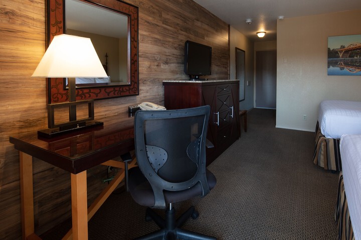 Room 25 of 83