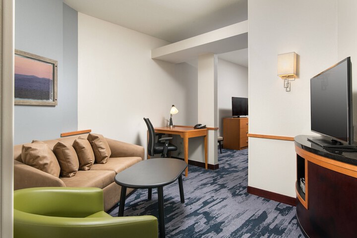 Room 16 of 30