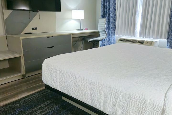 Wingate by Wyndham Sulphur Near Lake Charles