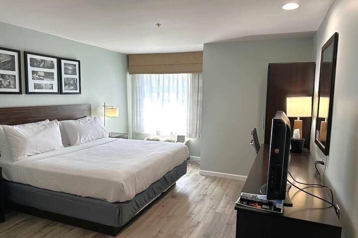 Wingate by Wyndham Bel Air I-95 Exit 77A / APG Area