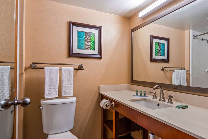 Best Western Warren Hotel