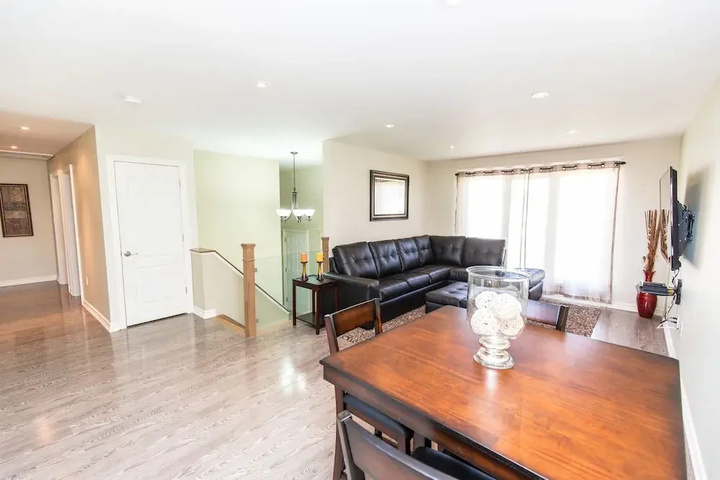 Crystal Beach Executive Cottage