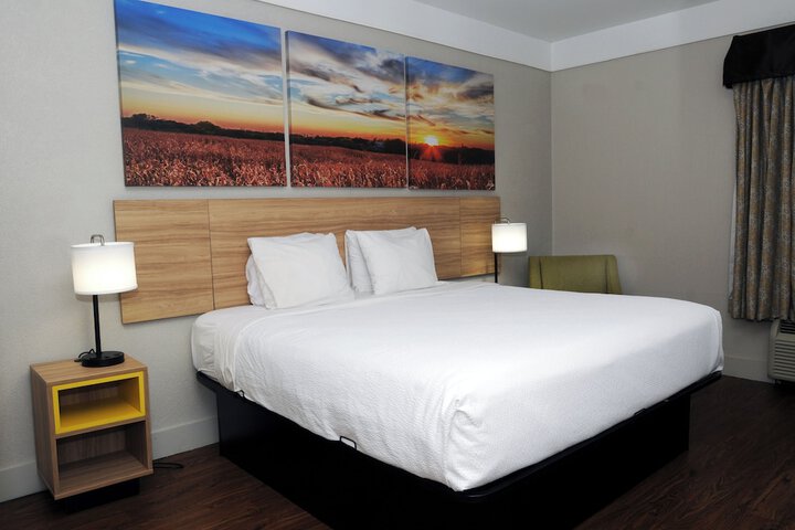 Days Inn by Wyndham Denham Springs-Baton Rouge East