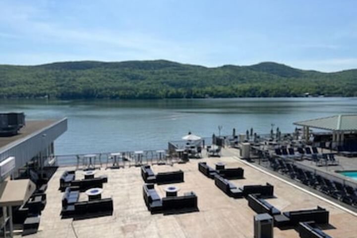 The Georgian Lakeside Resort