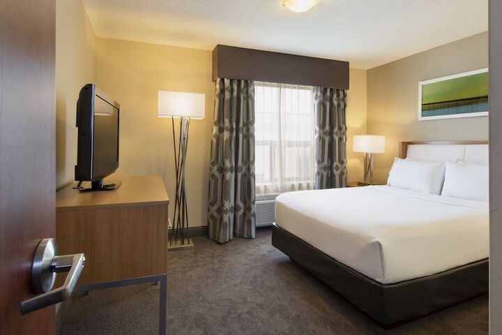 Holiday Inn Express & Suites Sherwood Park-Edmonton Area by IHG
