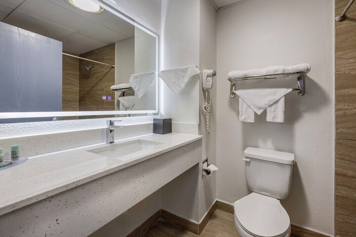 Best Western Bolingbrook Hotel