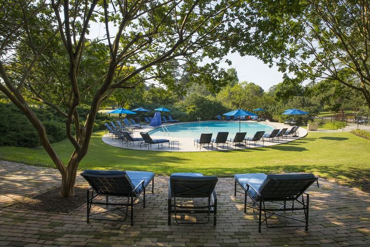 Williamsburg Lodge Autograph Collection