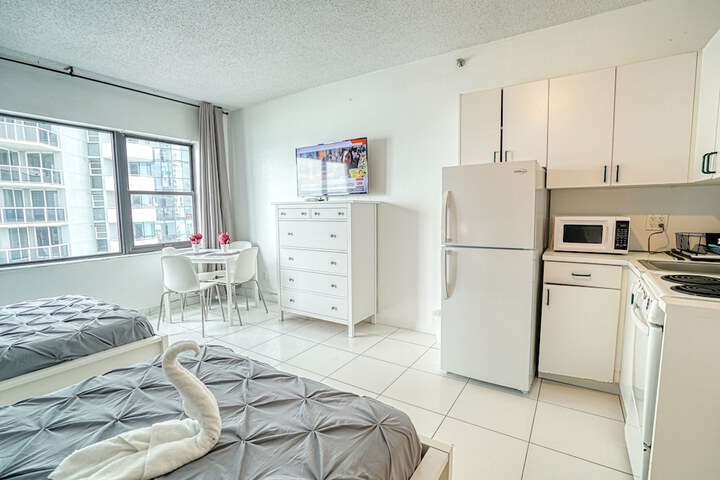 Room 153 of 242