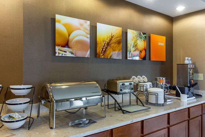 Breakfast/Coffee Service 46 of 48