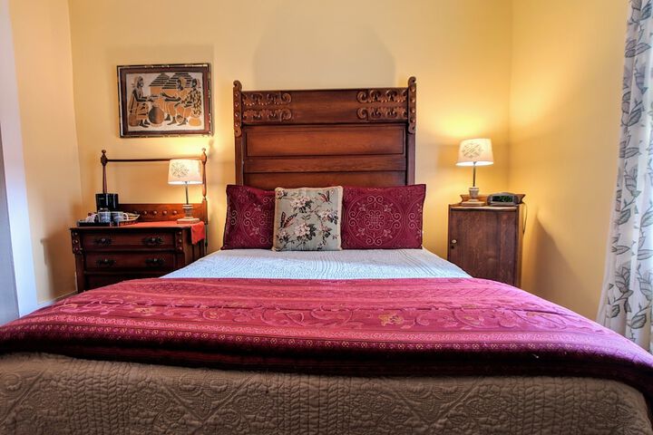 Room 48 of 93
