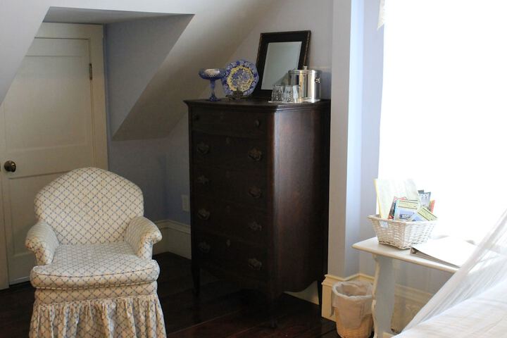 Room 33 of 45