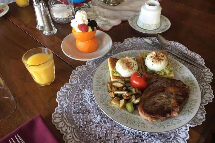 Breakfast/Coffee Service 40 of 51