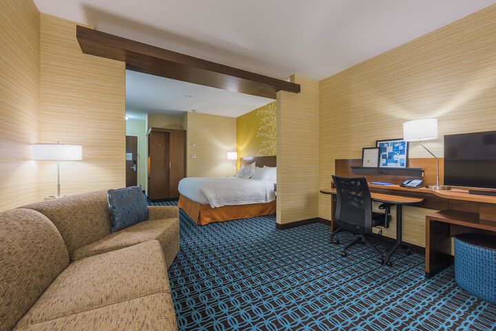Room 10 of 30