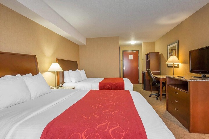 Comfort Inn & Suites