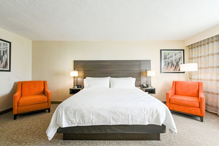 Room 21 of 46