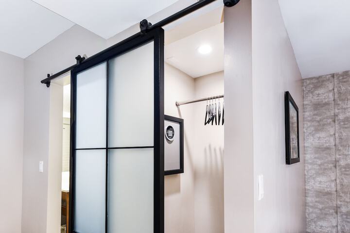 Room 41 of 49