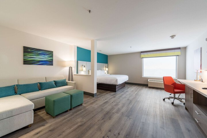 Room 16 of 71