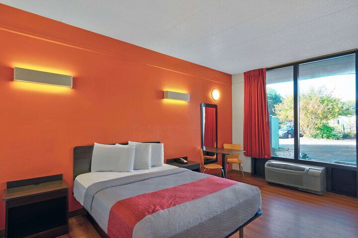 Motel 6 Seaford DE