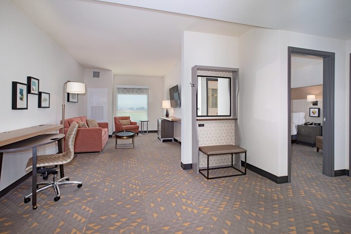 Room 43 of 65