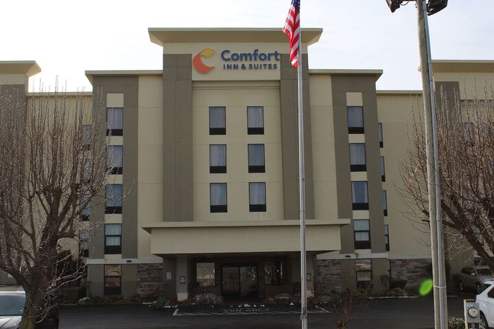 Hotel 1 of 51