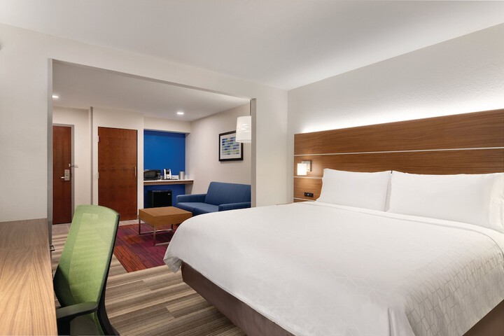 Holiday Inn Express Hotel & Suites Lavonia by IHG