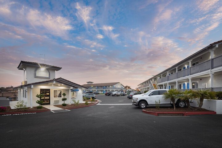 Days Inn by Wyndham Arroyo Grande / Pismo Beach