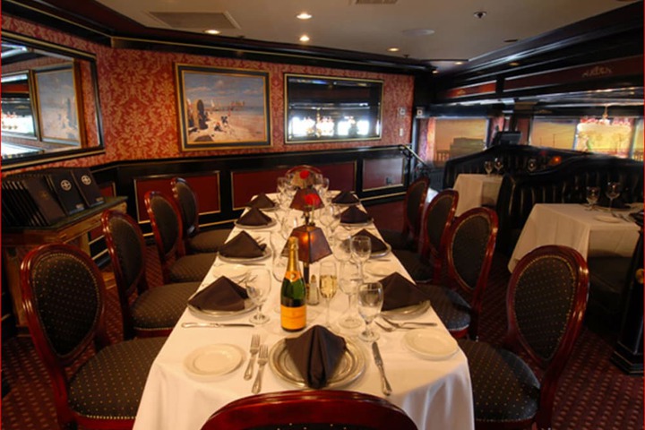 Dining 20 of 31