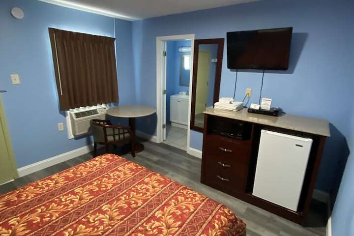 Room 69 of 95