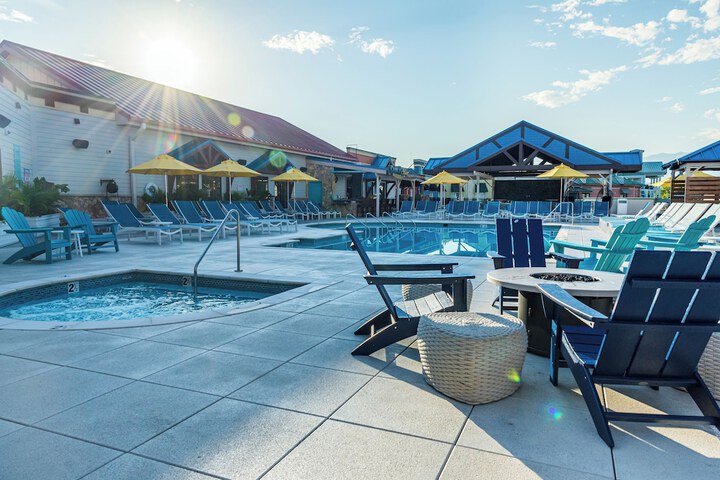 Margaritaville Island Hotel