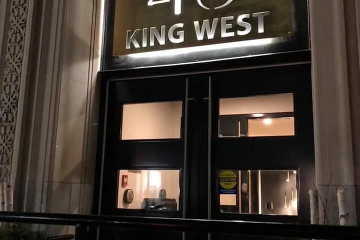 48 King West Boutique Hotel