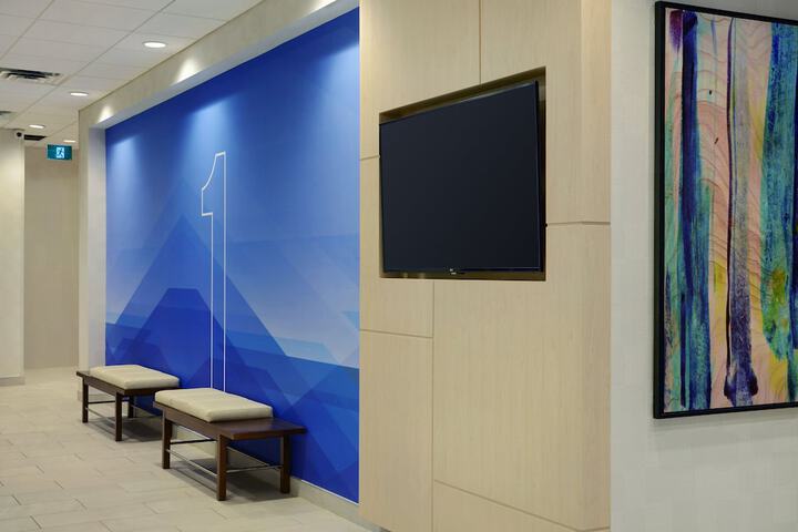 Holiday Inn Express Toronto - Downtown by IHG