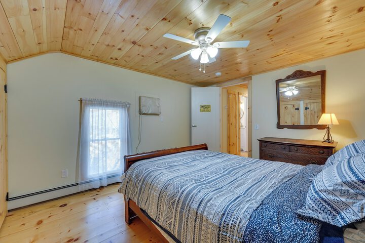 Inviting Chittenden Apartment Near Pico Mountain!