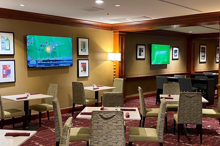 DoubleTree by Hilton Washington Dulles Airport