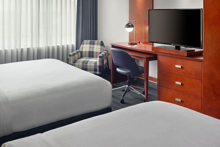 Room 13 of 46