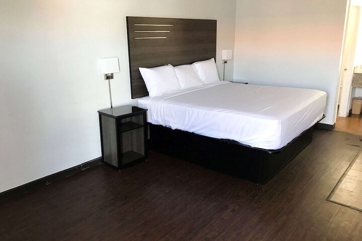 Room 19 of 21